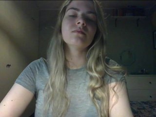 Eroottinen videokeskustelu RosieJune