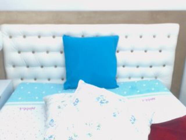 Lähettää kuvakaappauksia RosieLuxe