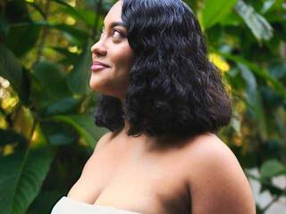 Eroottinen videokeskustelu Rossyann