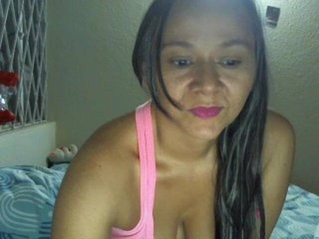 Lähettää kuvakaappauksia rosy3