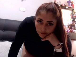 Eroottinen videokeskustelu ROUSE-22