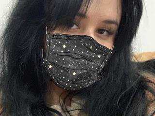 Eroottinen videokeskustelu RoxiDarQs