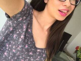 Eroottinen videokeskustelu RoxxieFoxie