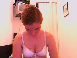 Kuvat Roxycrazzy show titis 10 tips...show pussy 20..play pussy ty30...anal 60! i am hot for you!