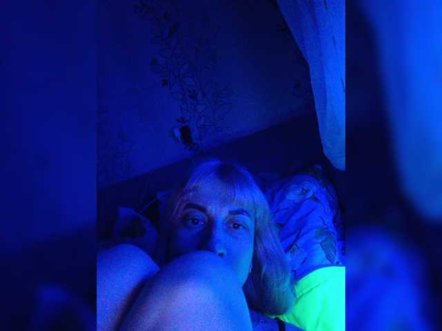 Kuvat RussiaBADGIRL I'm stupid wet bitch from Siberia. I want u to see my wild crazy strong orgasm when I smoking... I like it :) Give me a tokens please, I want you so much!!