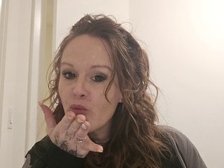 Eroottinen videokeskustelu S3xylilplaytoy69