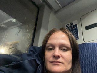 Eroottinen videokeskustelu S3xylilplaytoy69