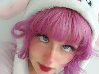 Eroottinen videokeskustelu Saakuraa--