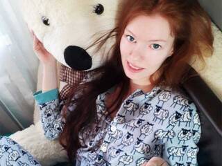 Eroottinen videokeskustelu saalina