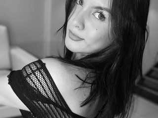 Eroottinen videokeskustelu MiaCavalli