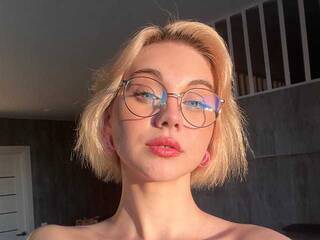 Eroottinen videokeskustelu sakuramt