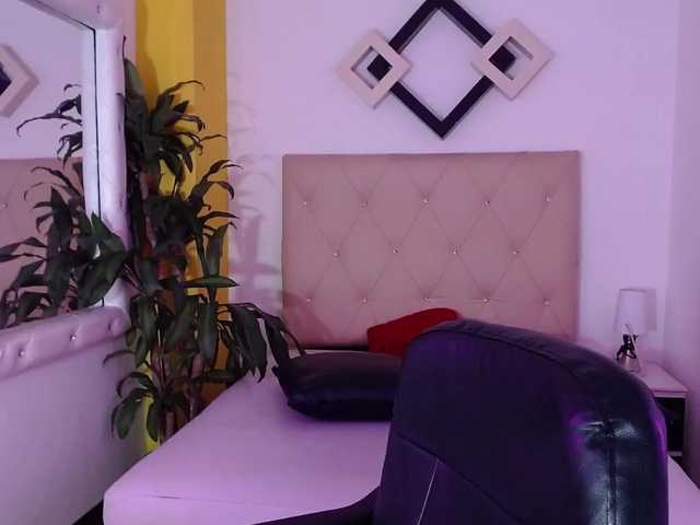 Lähettää kuvakaappauksia SallyDevine