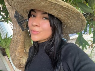 Eroottinen videokeskustelu sallytatto