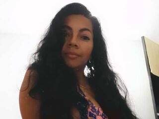 Eroottinen videokeskustelu Salome-honey9