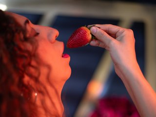 Eroottinen videokeskustelu SamantaMilff