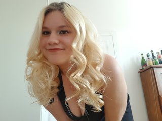 Eroottinen videokeskustelu SamanthaDarling