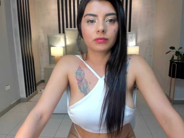 Kuvat SamanthaGrand ♥ My body wants to feel your touch. Let’s have fun! ♥ IG @samantha.grandcm ♥ At goal Ride dildo ♥ @remain