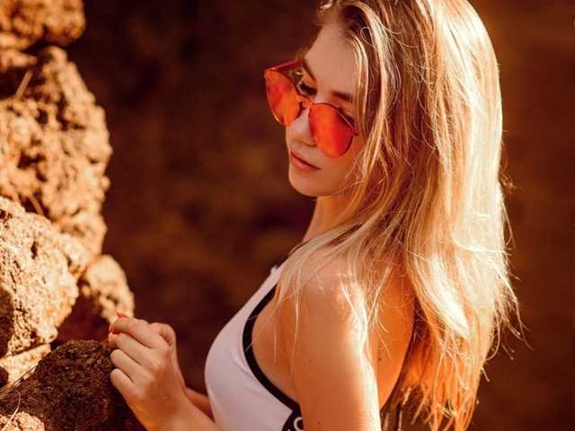 Kuva profiilista SandraSexWife