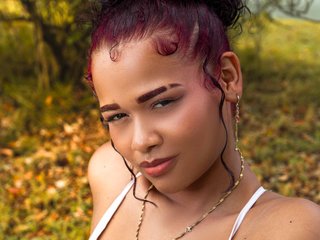 Eroottinen videokeskustelu Sara-Walsh