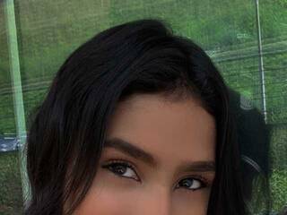 Eroottinen videokeskustelu sarah-fenty