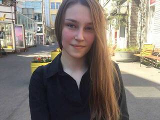 Eroottinen videokeskustelu SarahIcemann