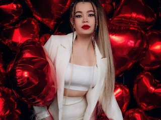 Eroottinen videokeskustelu SaraKox