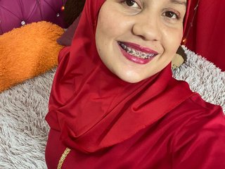 Eroottinen videokeskustelu SaraMaalouf