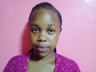 Eroottinen videokeskustelu Saramoh1