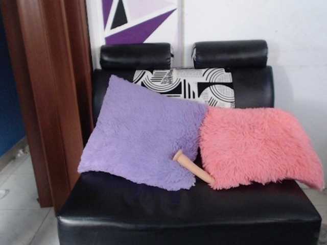 Lähettää kuvakaappauksia SaraThomps