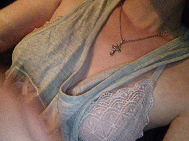 Lähettää kuvakaappauksia Sasha-Model2