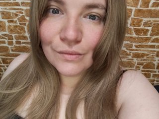 Eroottinen videokeskustelu SashaRay