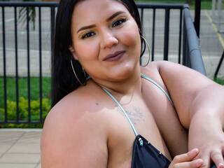 Eroottinen videokeskustelu Sashira