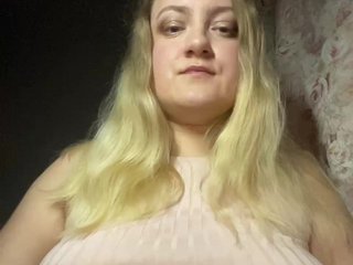 Eroottinen videokeskustelu SashulyaAsd