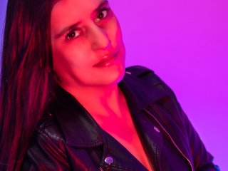 Eroottinen videokeskustelu Saskyaajohnson