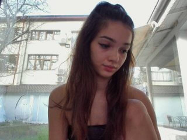 Lähettää kuvakaappauksia sassyt33n