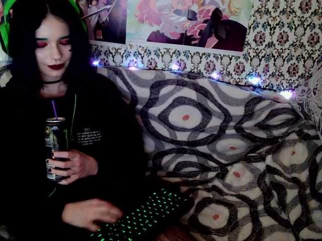 Lähettää kuvakaappauksia Saymeowplz1