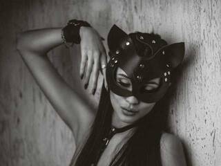 Eroottinen videokeskustelu ScaredOfLove