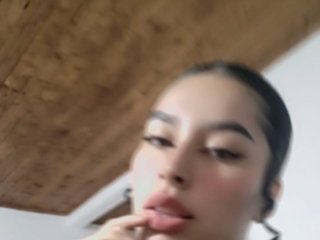 Eroottinen videokeskustelu ScarlettBloom2
