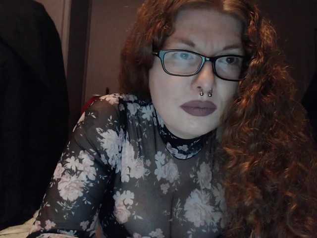 Lähettää kuvakaappauksia ScarlettJade