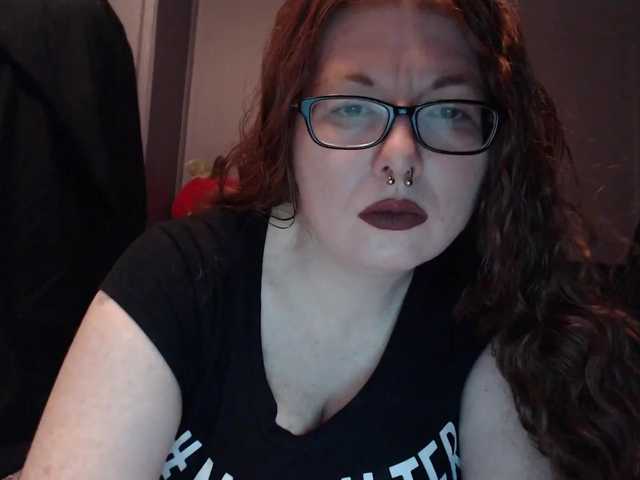 Lähettää kuvakaappauksia ScarlettJade