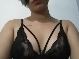 Kuvat Dirty_eva Hey you, play with me #latina #hairypussy #cum / flash boobs (35) flash ass (30) spit on tits (37) play with pussy (70)