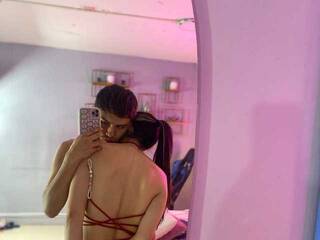 Eroottinen videokeskustelu secretvelvet-fx