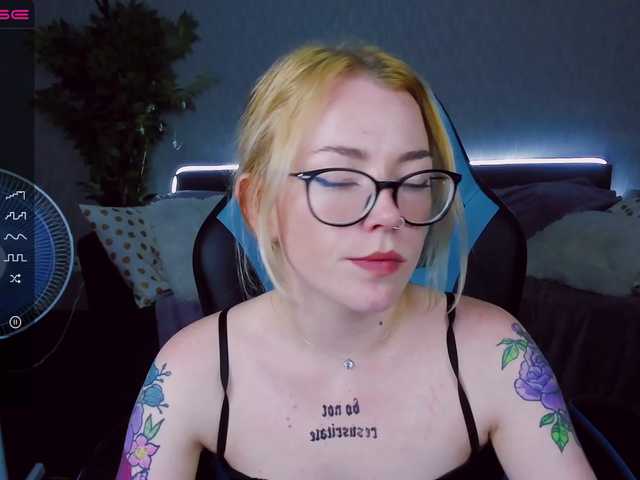 Kuvat Sedwunder @remain before stripshow lovense from 2 tk | tits 48 | blowjob 142 | striptease 148 | dildo in pussy 389