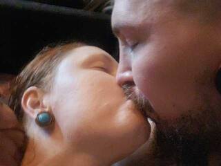 Eroottinen videokeskustelu SensualExtreme