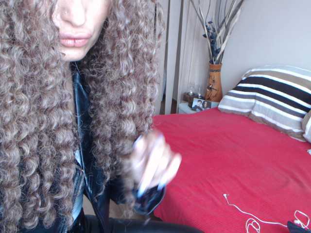 Lähettää kuvakaappauksia SexiBelle