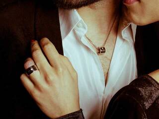 Eroottinen videokeskustelu SexparaF