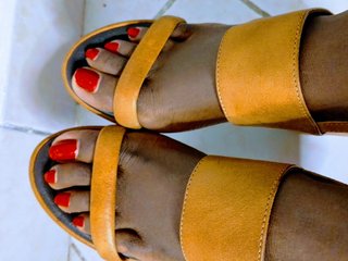 Eroottinen videokeskustelu RAVEN_