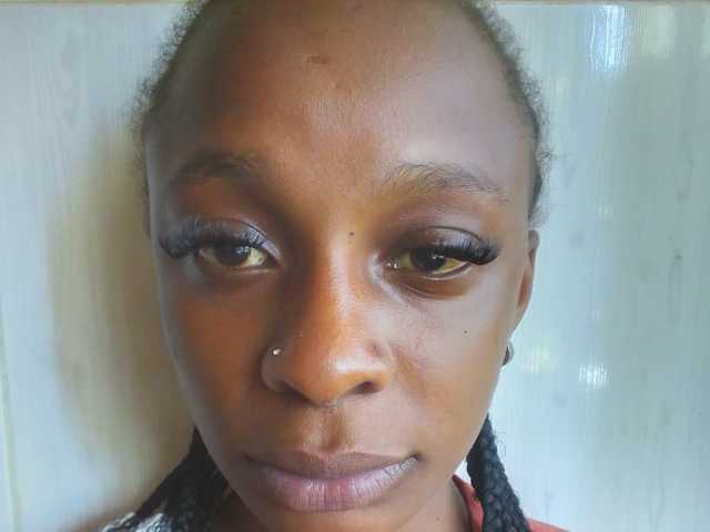 Kuva profiilista sexxyred