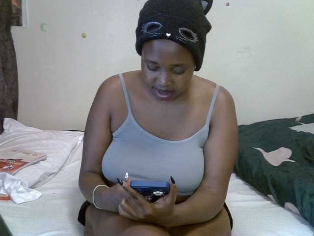 Lähettää kuvakaappauksia Sexy-tinsleey