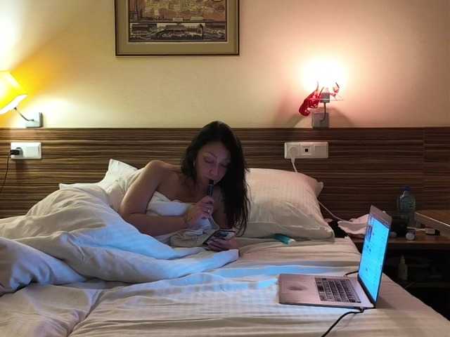 Lähettää kuvakaappauksia Sexy3couple